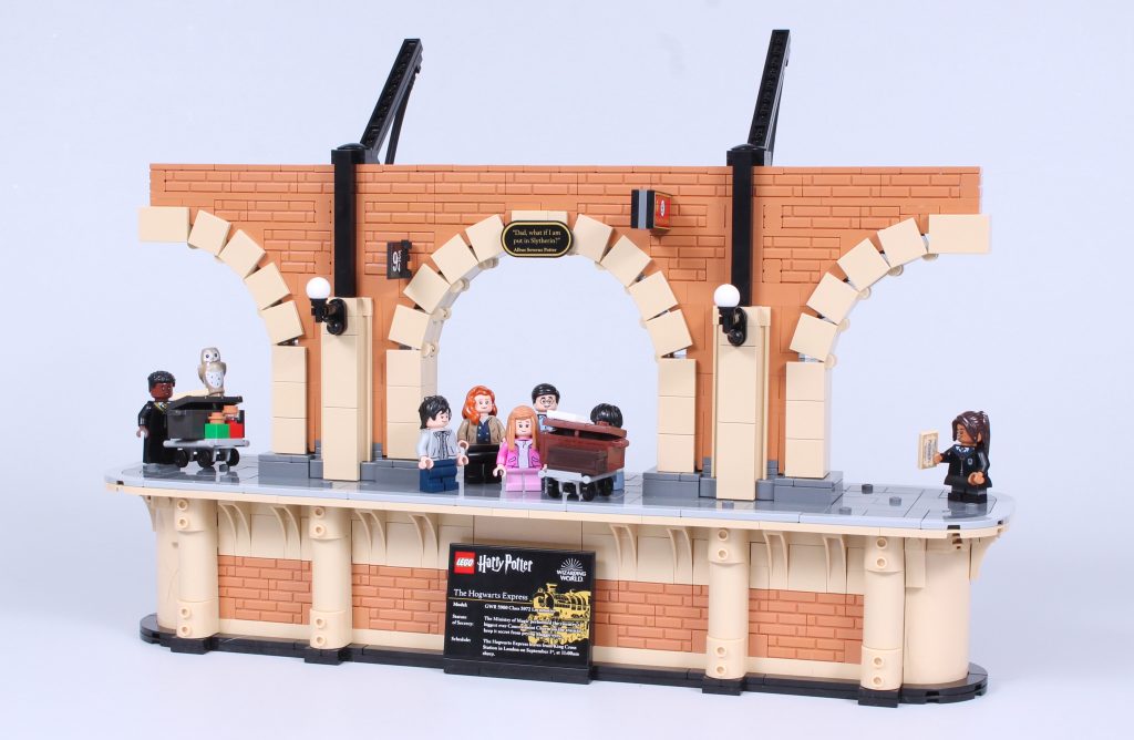 LEGO Harry Potter 76405 Hogwarts Express Collectors Edition review 38 1024x668