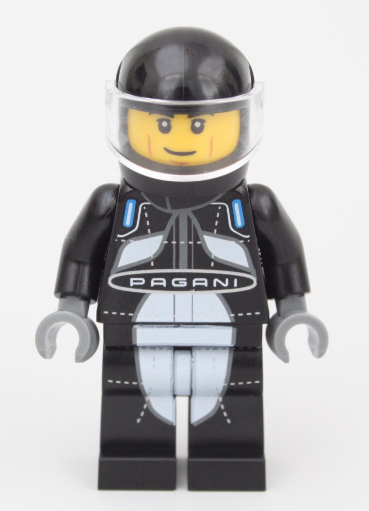 LEGO Speed Champions 76915 Pagani Utopia review 22 740x1024