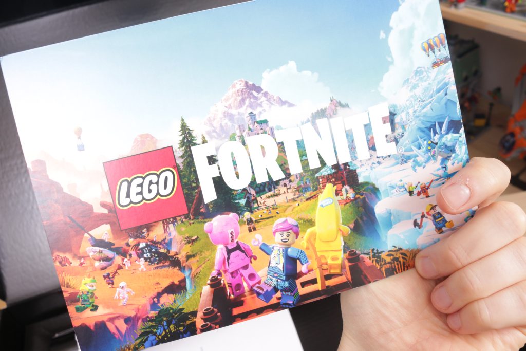 What is inside a LEGO Fortnite gift box 7 1024x683