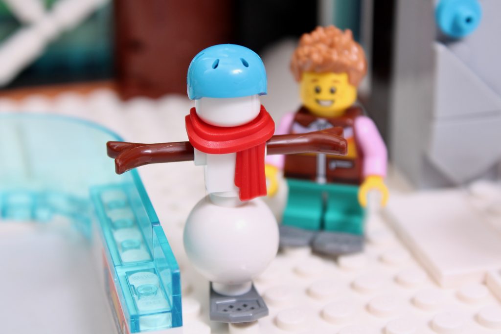LEGO City 60366 Ski and Climbing Center review 17 1024x683