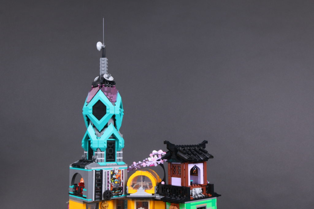 LEGO NINJAGO 71741 NINJAGO City Gardens review 28