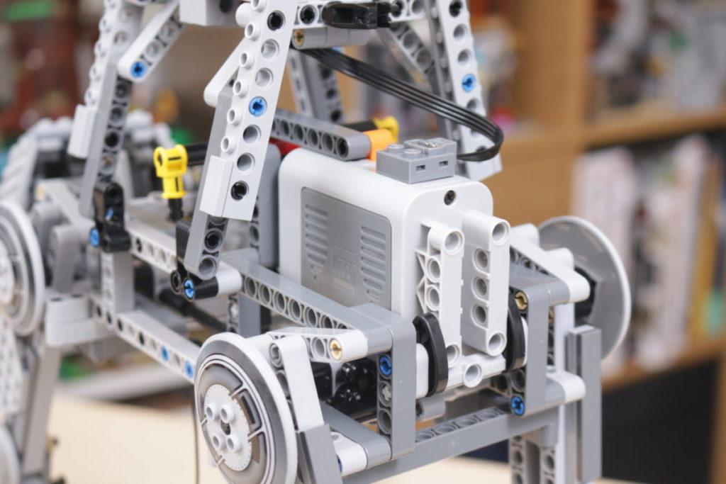 LEGO Star Wars 10178 Motorized Walking AT AT review 19 1024x683