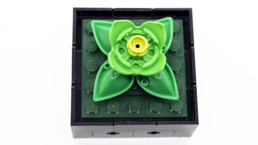 LEGO The Botanical Collection 10309 Succulents 22 1024x576