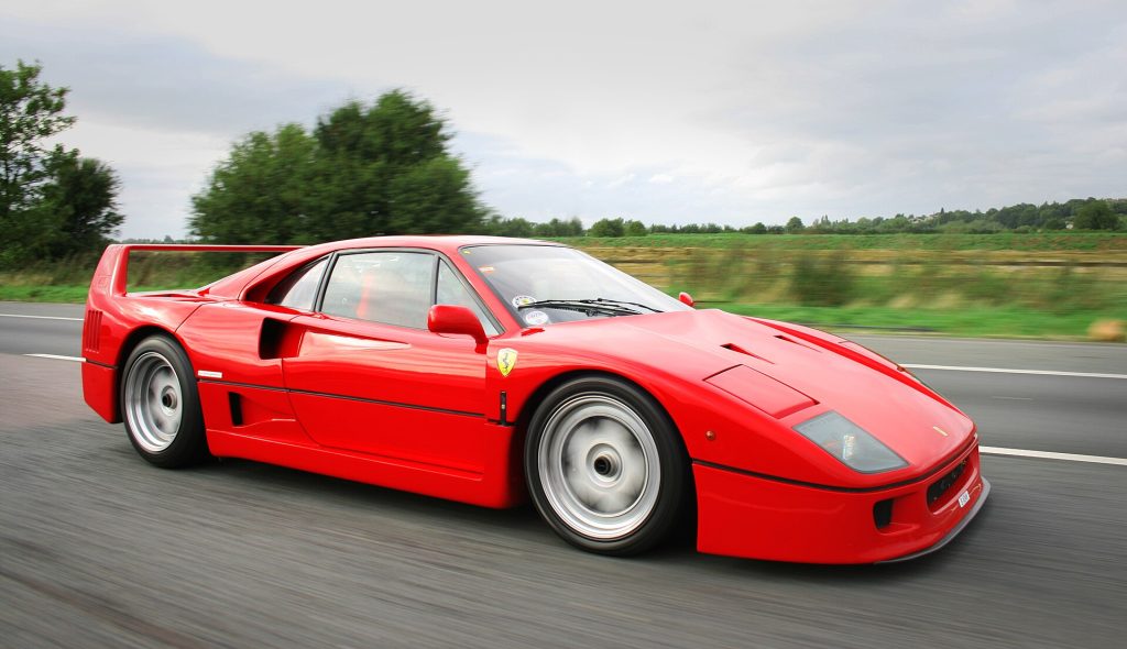 Ferrari F40 1024x590