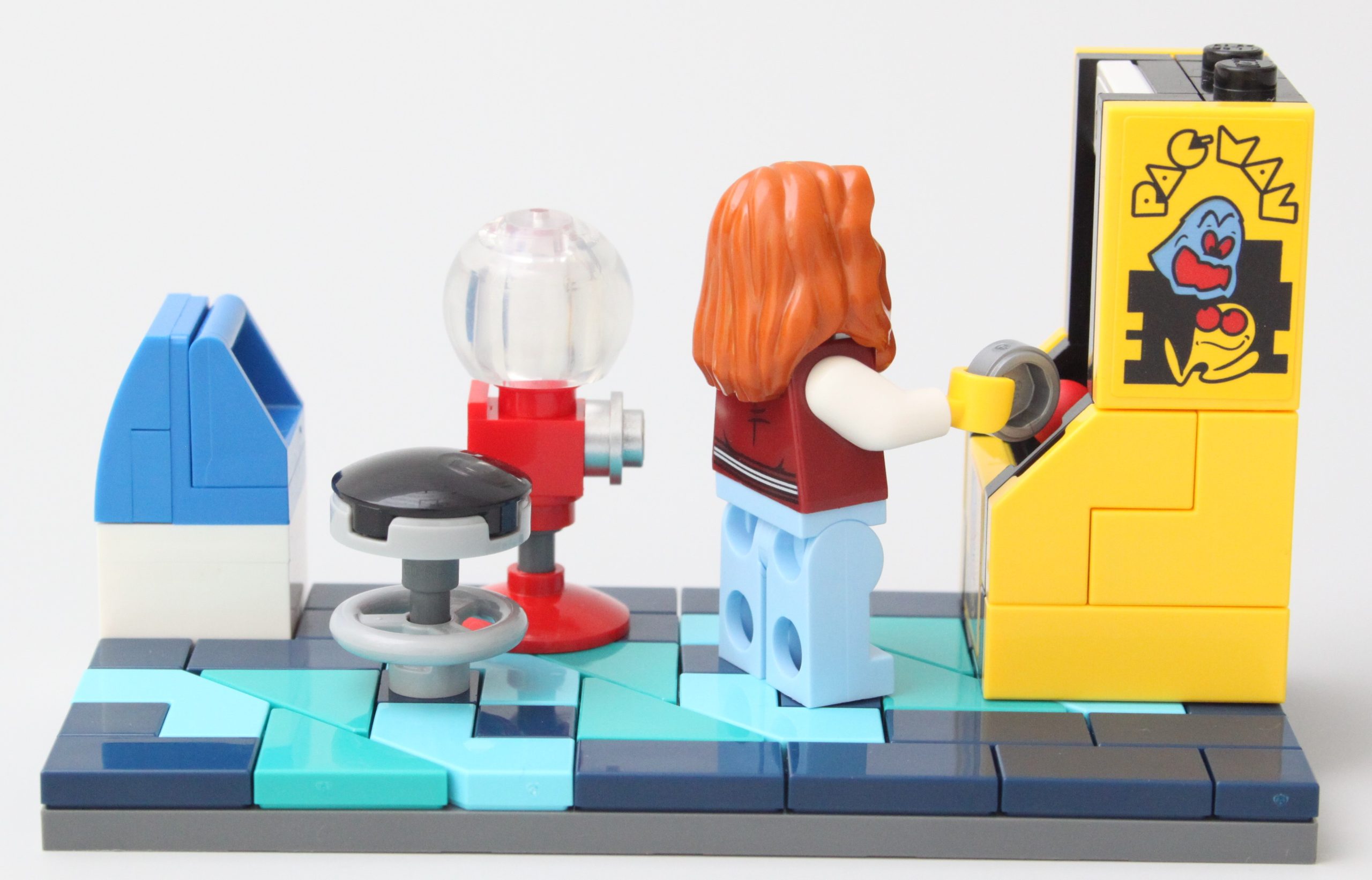 LEGO Icons 10323 PAC MAN Arcade review 2 scaled