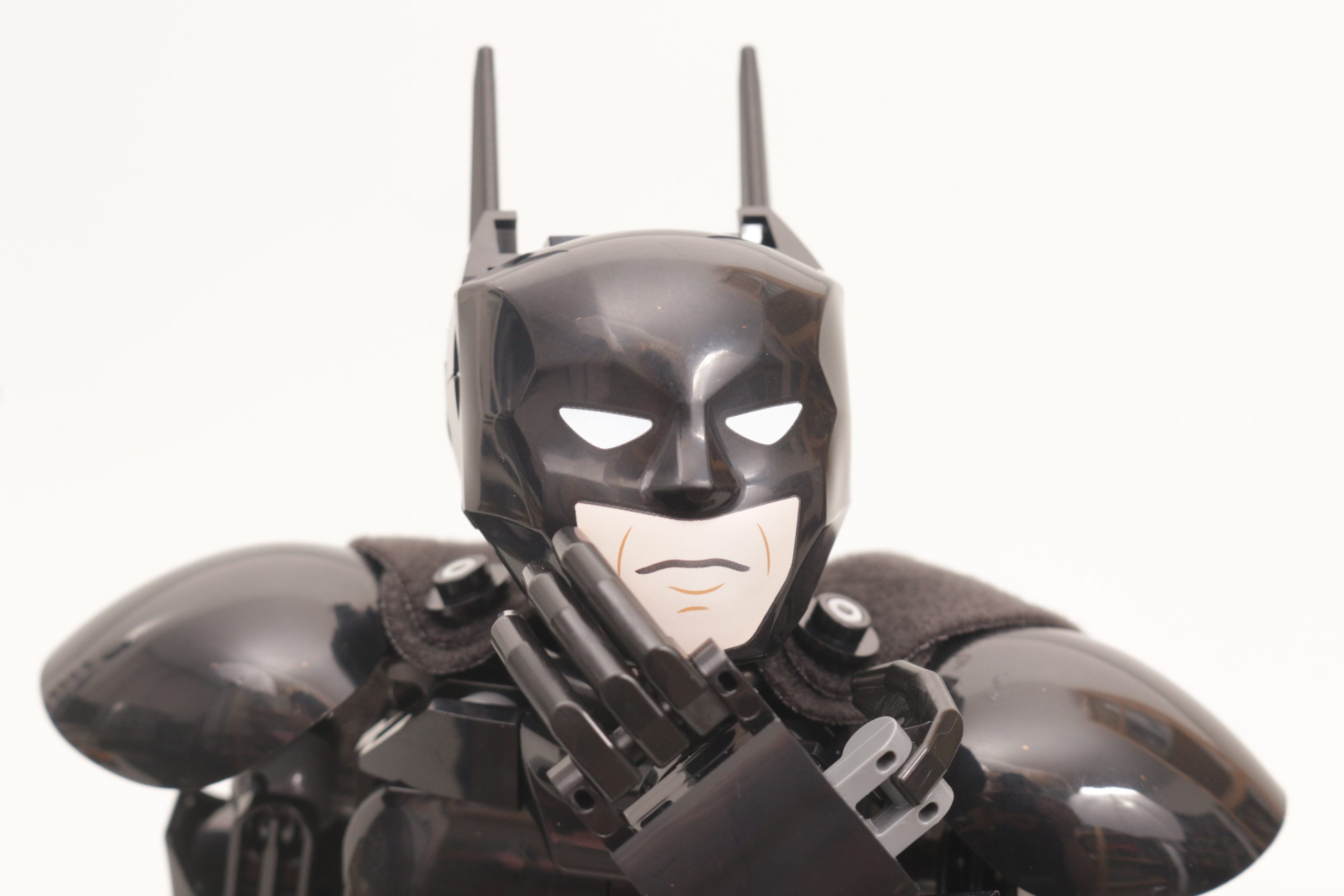 LEGO Batman 76259 Batman Construction Figure review 16 scaled