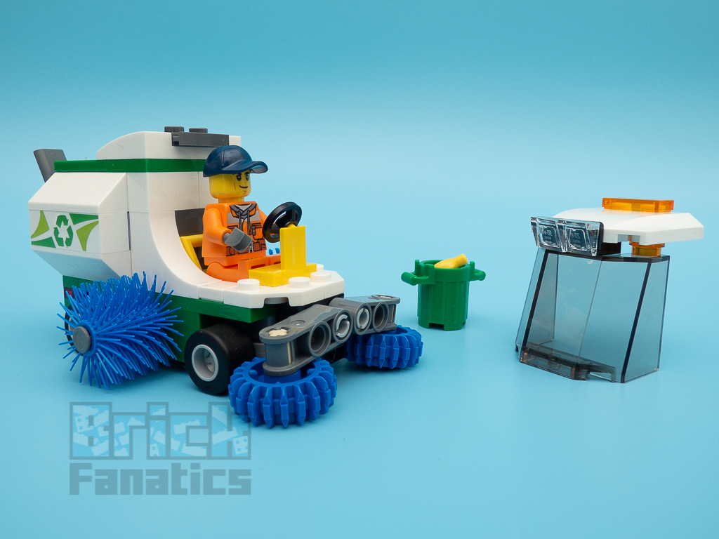 LEGO City 60249 Street Sweeper 58