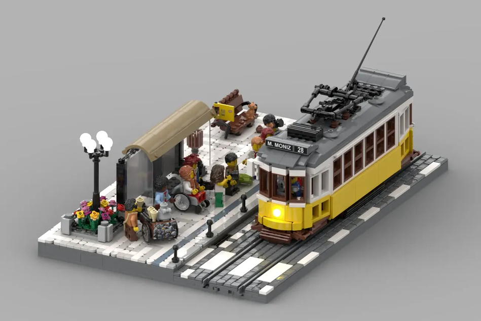 LEGO Ideas Lisbon Tram 1