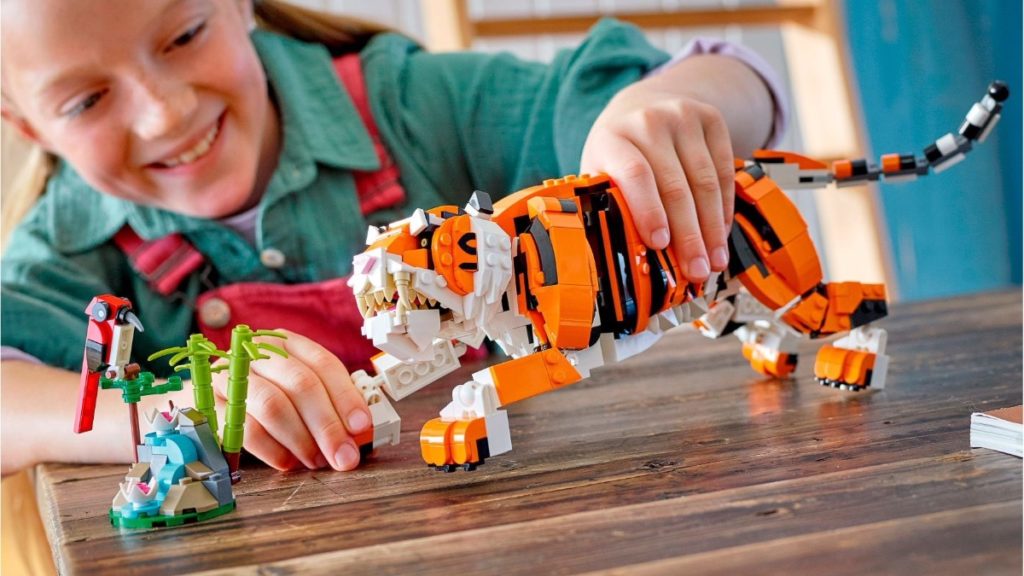 LEGO Creator 3 in 1 31129 Majestic Tiger featured 1024x576