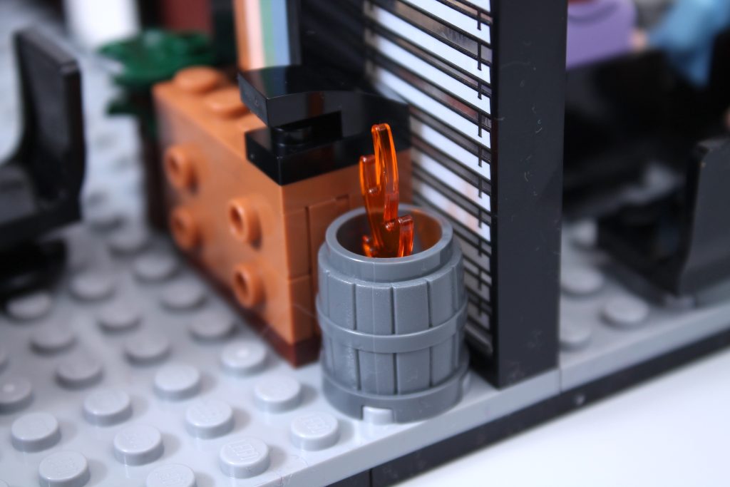 LEGO Ideas 21336 The Office review 37 1024x683