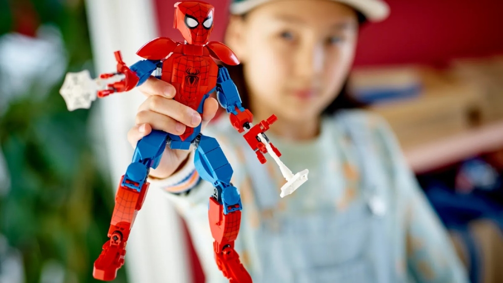 LEGO Marvel 76226 Spider Man figure lifestyle featured 1024x576