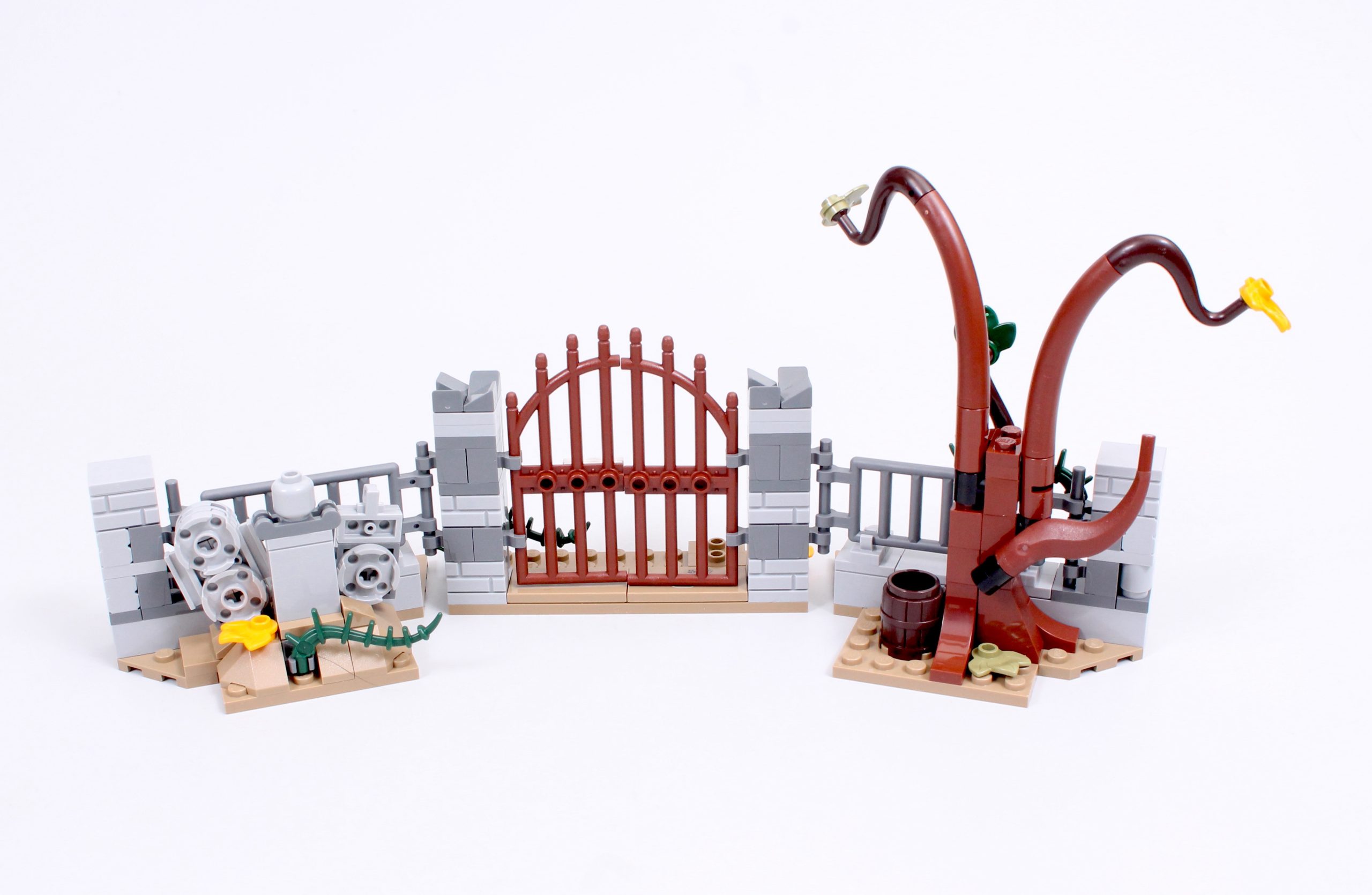 LEGO Ideas 21341 Disney Hocus Pocus The Sanderson Sisters Cottage review 10 scaled