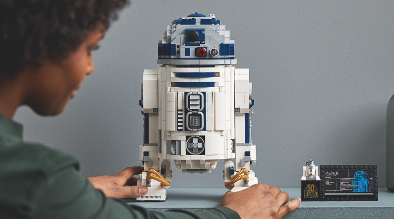In pictures: LEGO Star Wars 75308 R2-D2