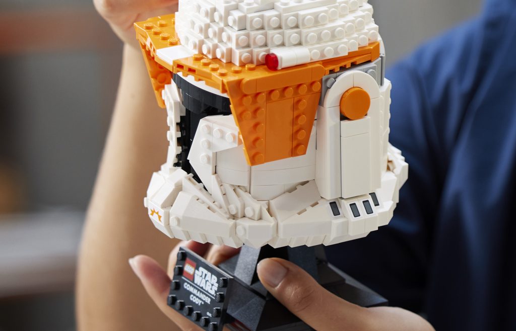 LEGO Star Wars 75350 Clone Commander Cody Helmet 8 1 1024x658