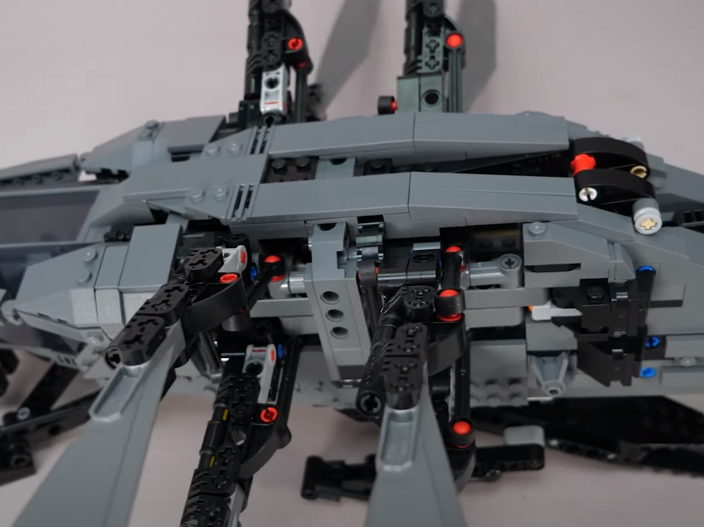 LEGO Icons 10327 dune royal atreides ornithopter change racingbrick 2