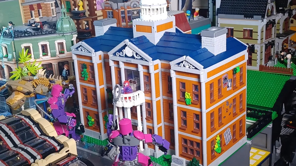 The ultimate LEGO Marvel X-Mansion demands 8,000-pieces