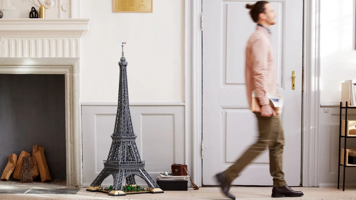 LEGO Icons 10307 Eiffel Tower's sheer scale revealed in early pictures