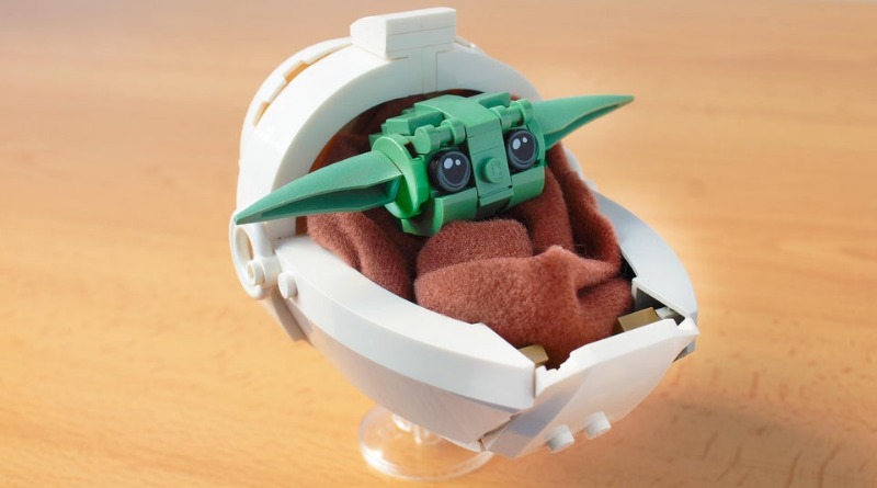 Five fan-made LEGO Baby Yoda builds (while you wait for the real thing)