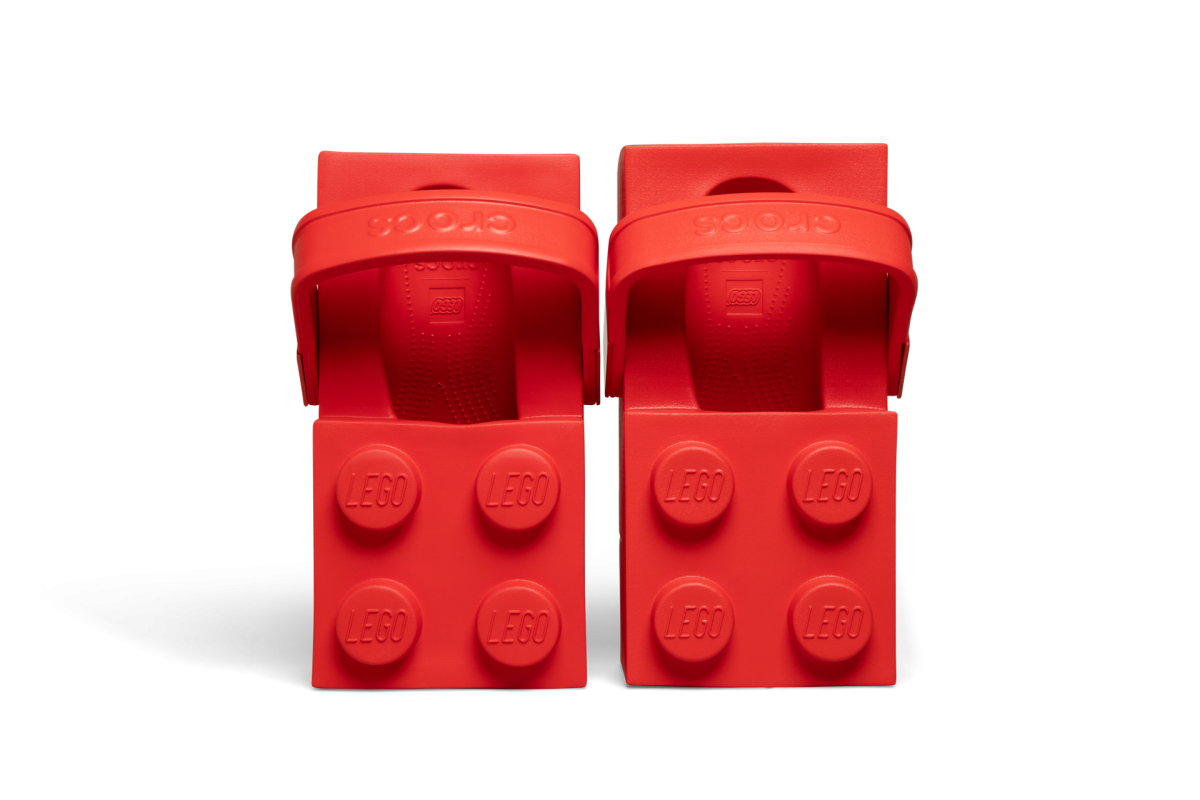 LEGO Crocs Brick Clog 11 1200x800