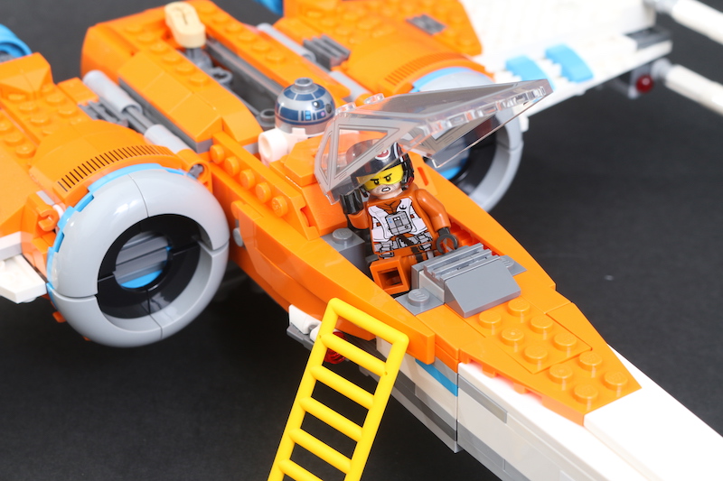 LEGO Star Wars 75273 Poe Dameron’s X wing Fighter review 12