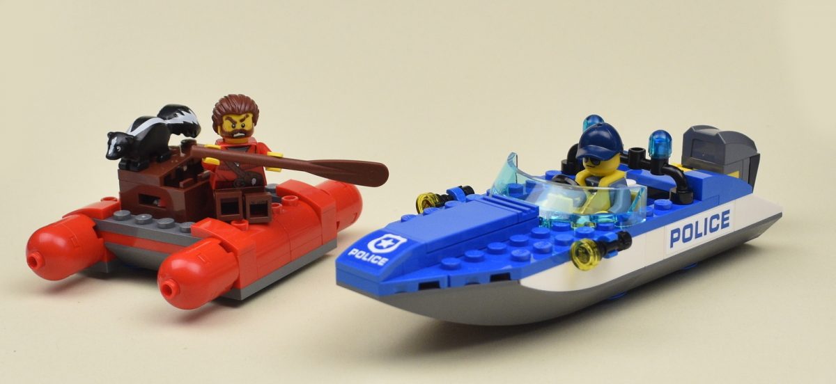 LEGO City 60176 Wild River Escape review