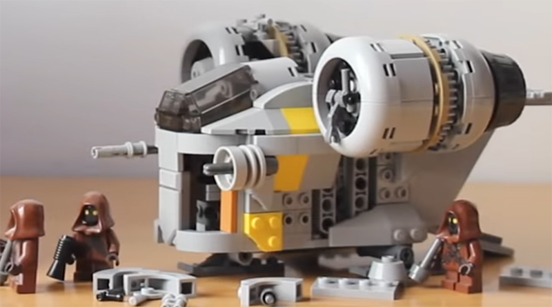 LEGO Star Wars: The Mandalorian – building a chibi Razor Crest