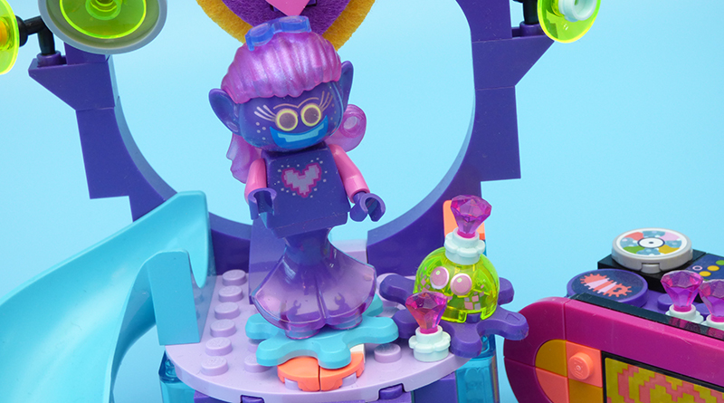 LEGO Trolls World Tour 41250 Techno Reef Dance Party review