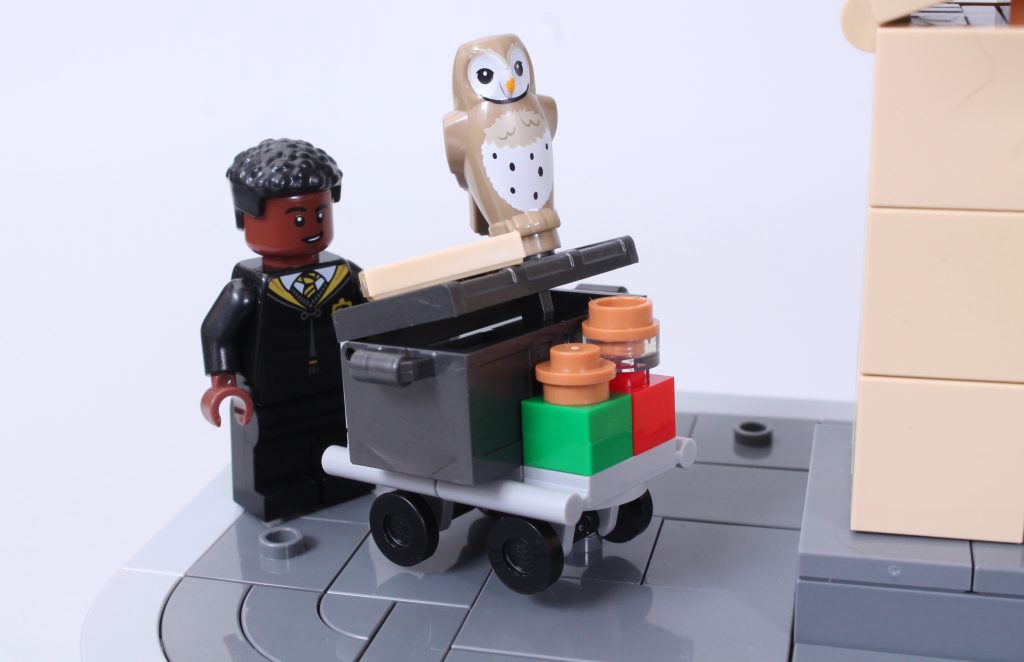 LEGO Harry Potter 76405 Hogwarts Express Collectors Edition review 46 1024x662