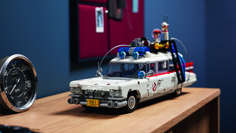 LEGO 10274 Ghostbusters ECTO-1 revealed