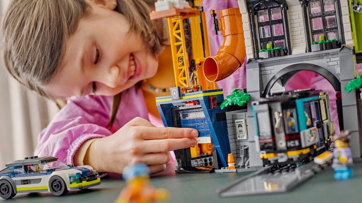 The biggest LEGO City sets ever made – May 2025