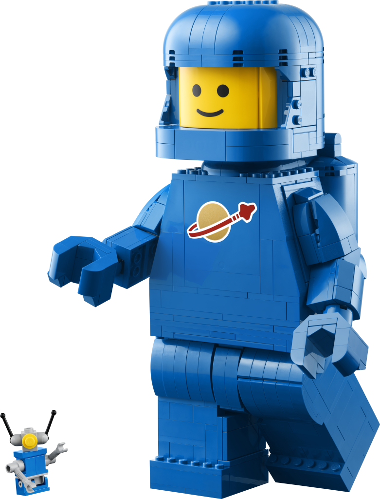 LEGO 40921 Up Scaled Blue Astronaut Minifigure 16 781x1024