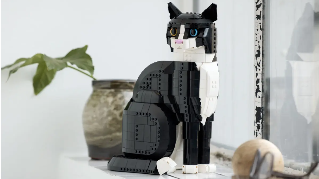LEGO Ideas 21349 Tuxedo Cat featured image 1024x576