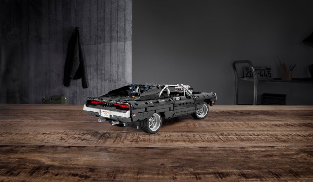 LEGO Technic Fast Furious 42111 Doms Dodge Charger 29