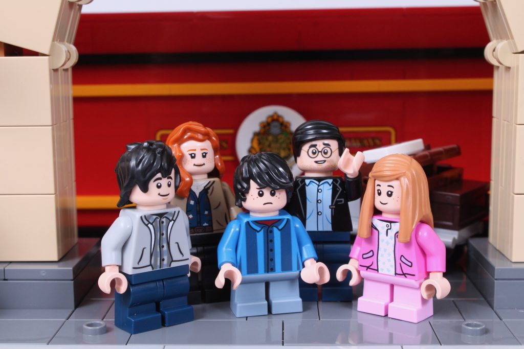 LEGO Harry Potter 76405 Hogwarts Express Collectors Edition review 63 1024x683