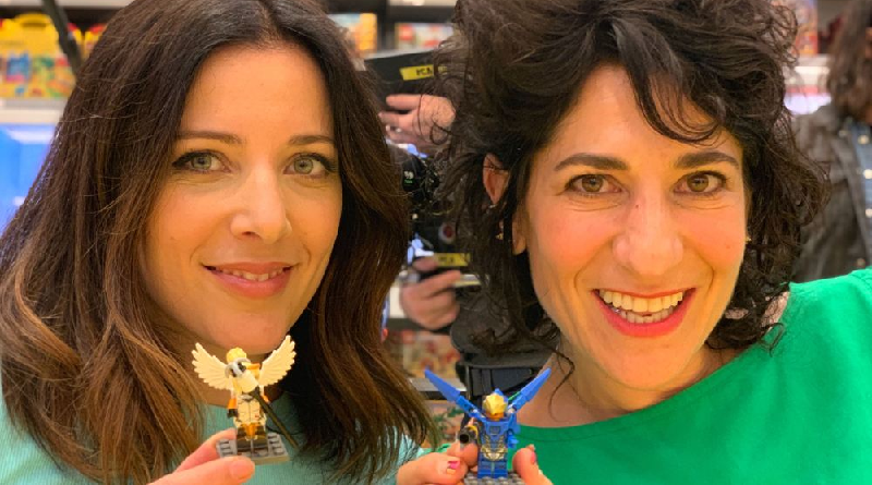 Overwatch voice actors met their LEGO minifigures and signed sets in New York