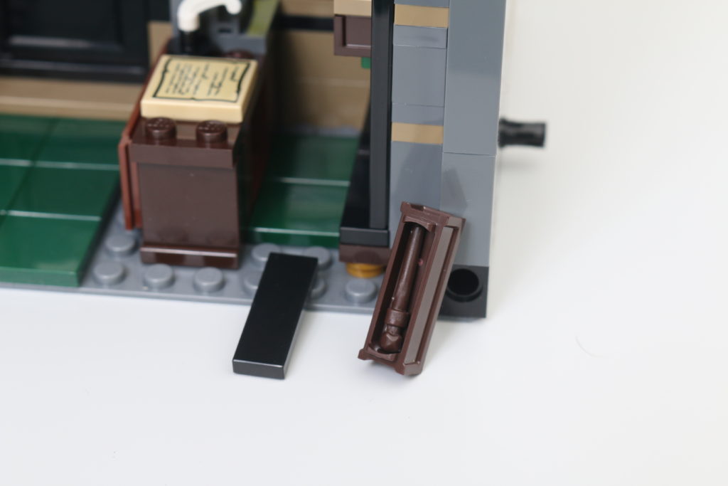 LEGO Harry Potter 75978 Diagon Alley review 85