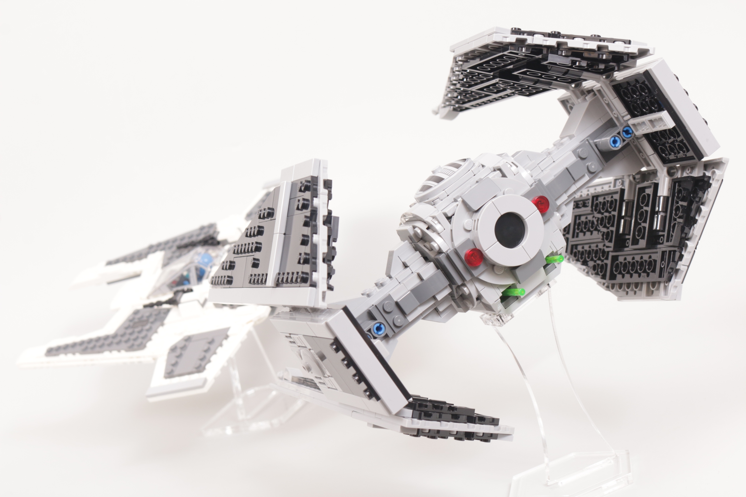LEGO Star Wars 75348 Mandalorian Fang Fighter vs. TIE Interceptor review 11 scaled