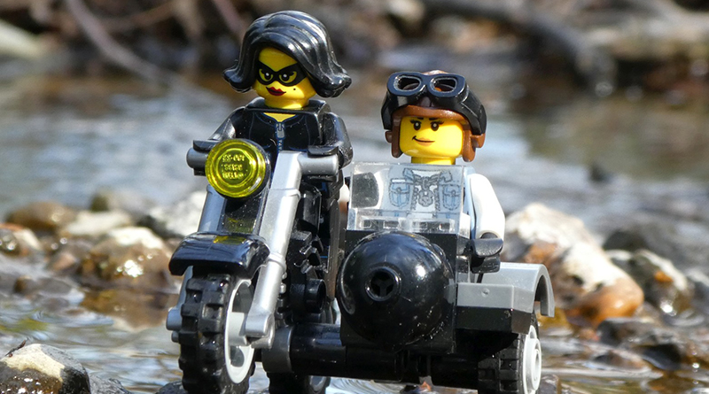 Brick Pic of the Day: Bike buddies