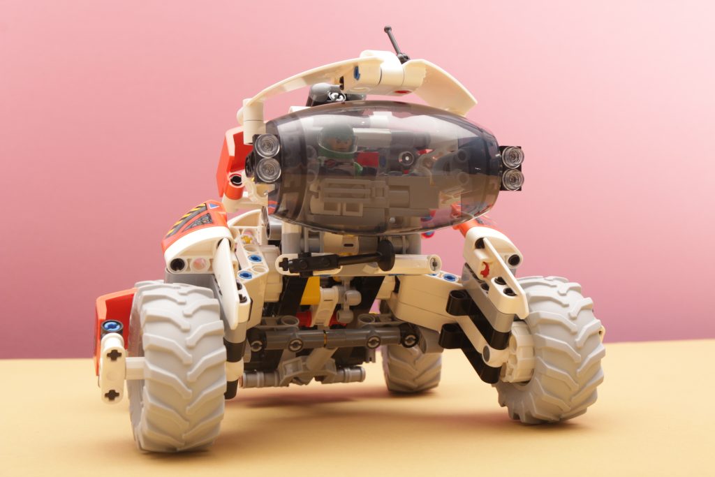 How to make LEGO Technic 42178 Surface Space Loader minifigure scale 3 1024x683