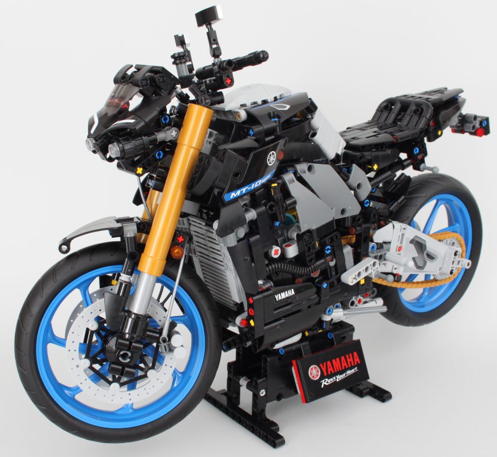 LEGO Technic 42159 Yamaha MT 10 SP review 21 1024x942