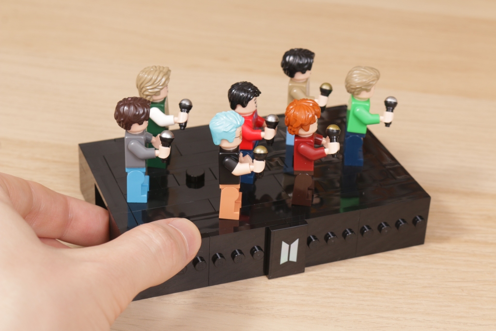 LEGO Ideas 21339 BTS Dynamite Bangtan Boys Jin Suga j hope RM Jimin V Jung Kook review 16 1024x683
