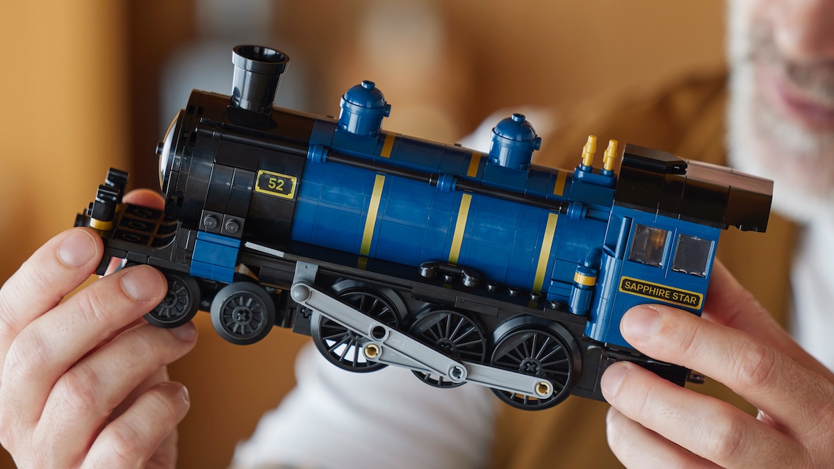 Comparing LEGO Ideas 21344 The Orient Express Train to the original design