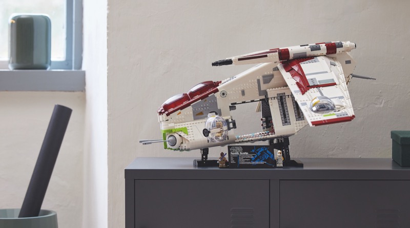 LEGO Star Wars 75309 Republic Gunship has set a new record for the LEGO Group