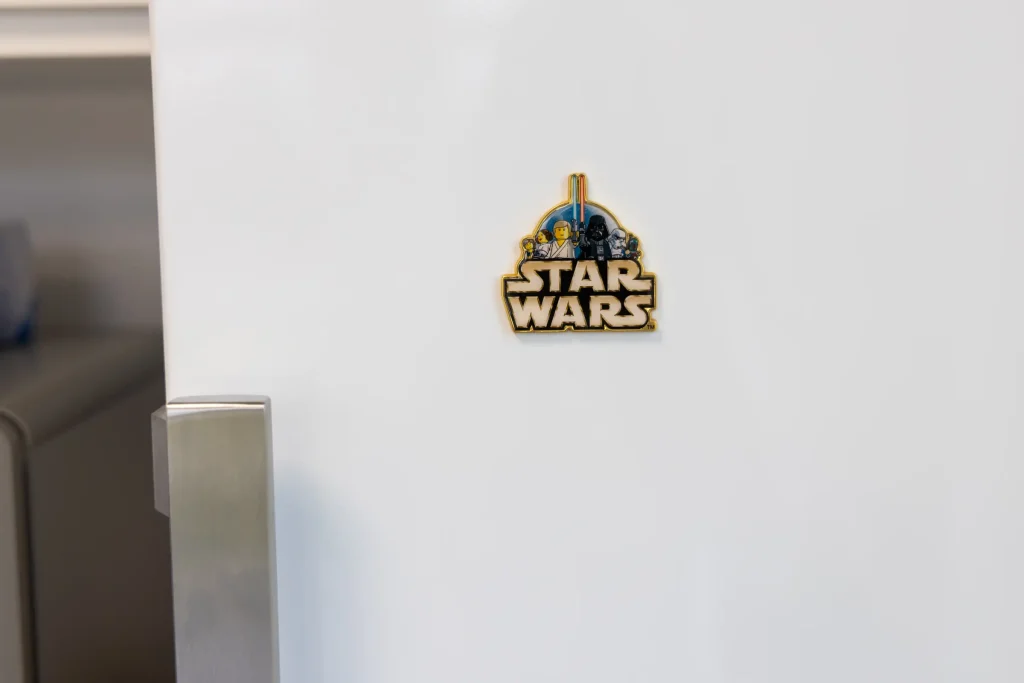 LEGO Star Wars 25th anniversary magnet Insiders 6 1024x683