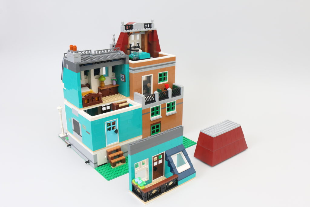 LEGO Creator Expert 10270 Bookshop review 11