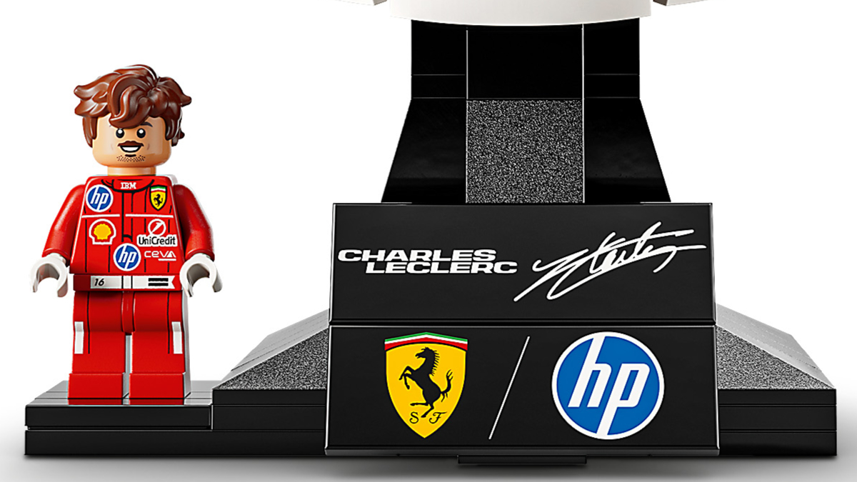 LEGO Editions 43014 Scuderia Ferrari HP Charles Leclerc Helmet
