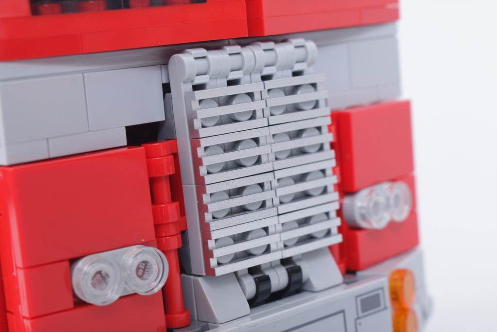LEGO Transformers 10302 Optimus Prime review 47 1024x683