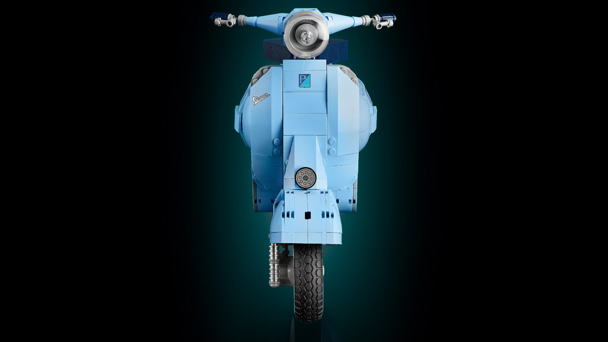 LEGO Creator Expert 10298 Vespa 125 scooter 05