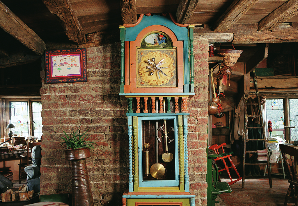 weasley clock wizarding world 1024x710