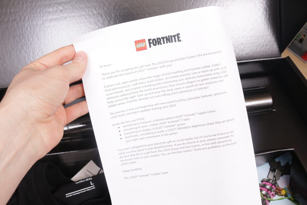 What is inside a LEGO Fortnite gift box 12 1024x683